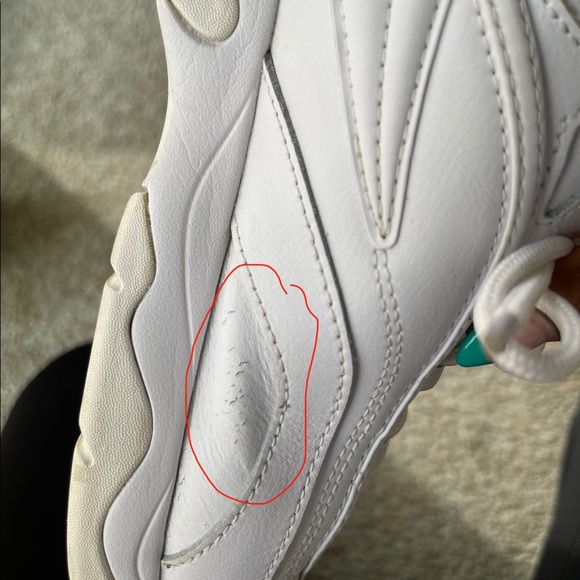 Fila Disarray White Chunky Sneaker - Picture 15 of 16